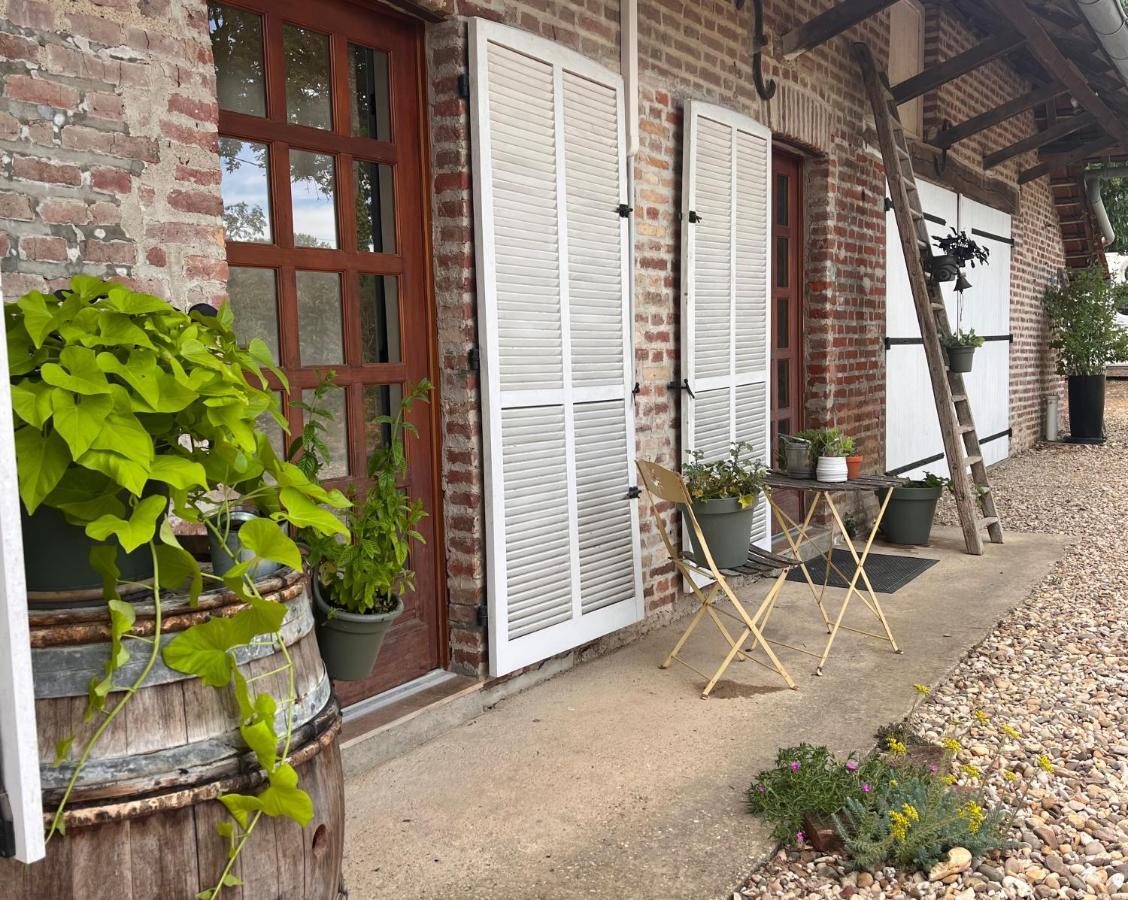 Ferienwohnung Nature Et Calme La Chapelle-Saint-Sauveur  Exterior foto